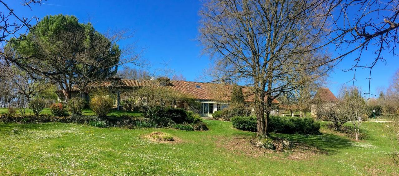 Villa Le Creyssac Saint-Félix-de-Bourdeilles Exterior photo
