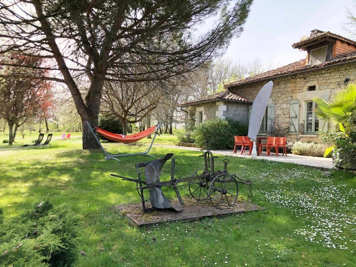 Villa Le Creyssac Saint-Félix-de-Bourdeilles Exterior photo
